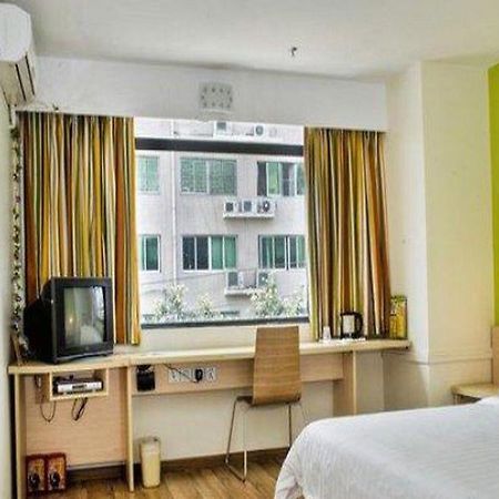 7 Days Inn Fuzhou Gandong Avenue Passenger Station Exteriér fotografie